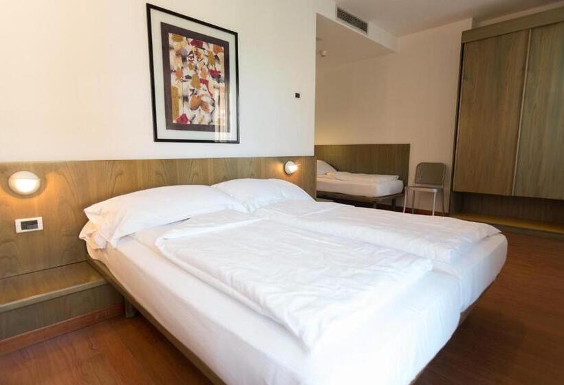 Номер Стандарт с Балконом, Al Caval