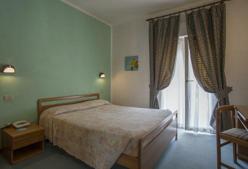 Quarto Estandar, Alberello