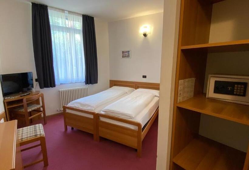 Quarto Economy, Alberello