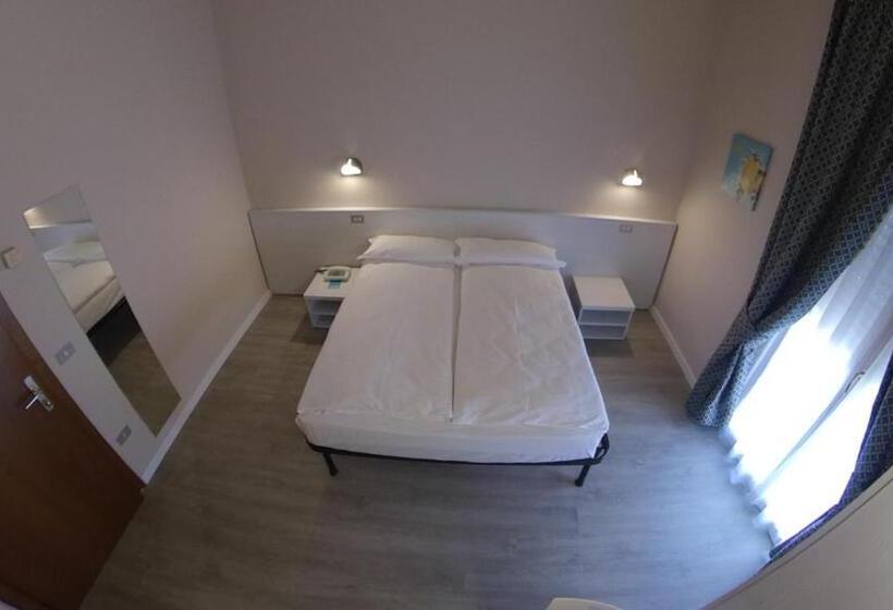 Quarto Estandar, Alberello