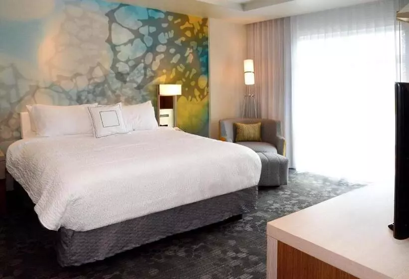 キングサイズベッドのスタンダードルーム, Courtyard By Marriott Youngstown Canfield