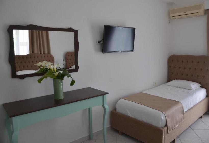 景色の見えるスタンダード４人部屋, Epirus