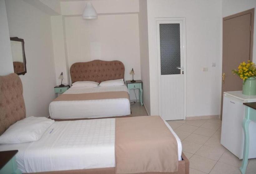 ガーデンビュースタンダード４ベッドルーム, Epirus