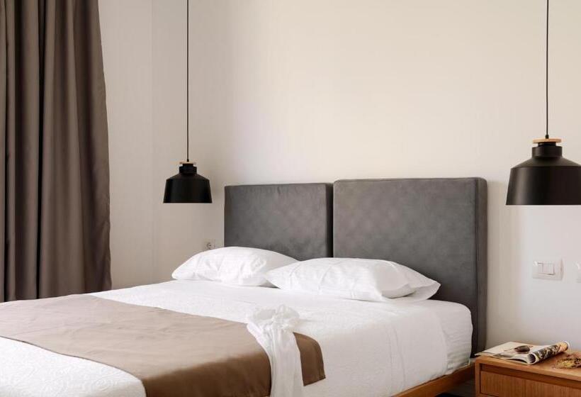 片側に海が見えるデラックスルーム, Epirus