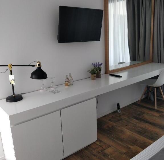 片側に海が見えるデラックスルーム, Epirus