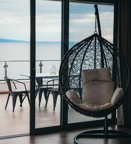 １ベッドルームペントハウスアパート, Epirus