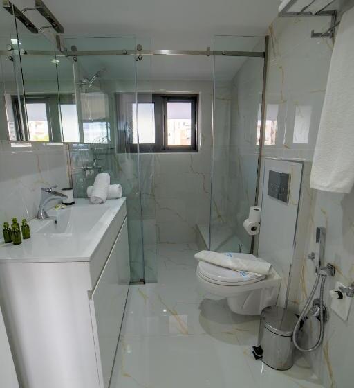 １ベッドルームペントハウスアパート, Epirus