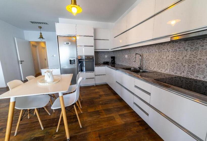 １ベッドルームのデラックスアパートメント, Epirus