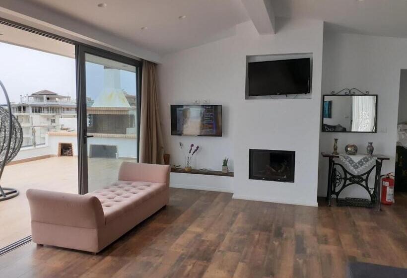 １ベッドルームペントハウスアパート, Epirus