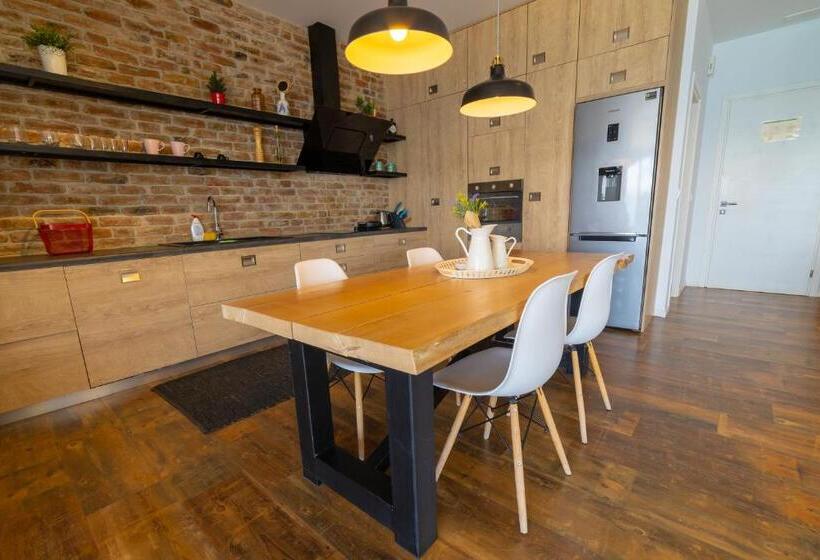 １ベッドルームのスーペリアアパートメント, Epirus