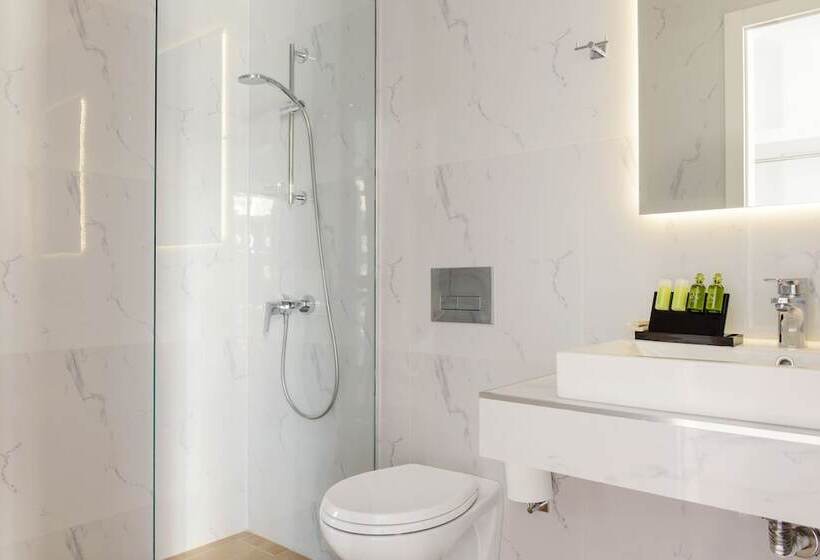 片側に海が見えるデラックスルーム, Epirus