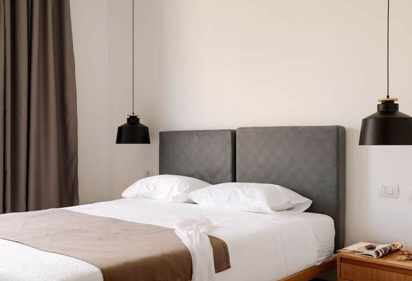 オーシャンビューのデラックストリプルルーム, Epirus