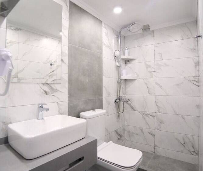 غرفة قياسية ثلاثية, Idi