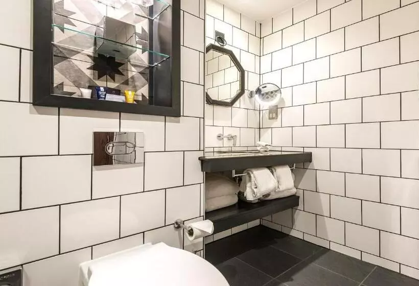 スタンダードルーム, Indigo York, An Ihg