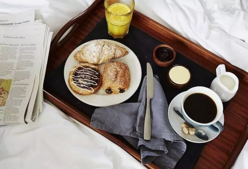 スタンダードルーム, Indigo York, An Ihg