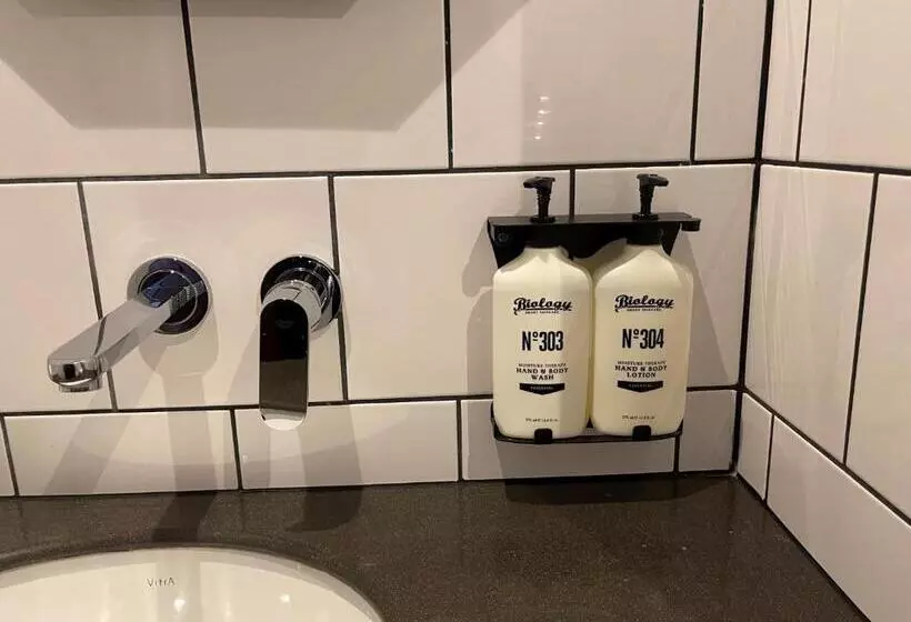 プレミアムルーム, Indigo York, An Ihg