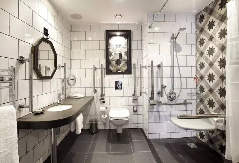身障者適用スタンダードルーム, Indigo York, An Ihg