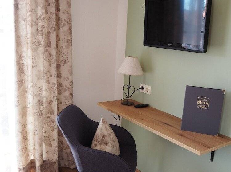 غرفة كومفورت فردية, Garni Kern