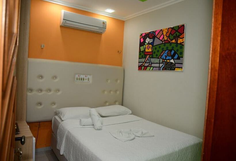 חדר דלוקס, Serrano