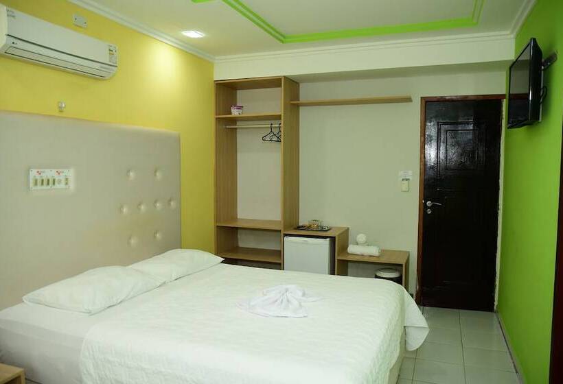 חדר דלוקס, Serrano