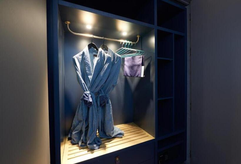 Büyük Çift Kişilik Yataklı Lüks Oda, South Congress