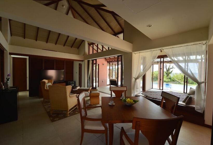 סוויטה עם בריכה, The Shigira