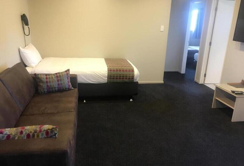 침실 2개 아파트, Ellerslie Palms Motel