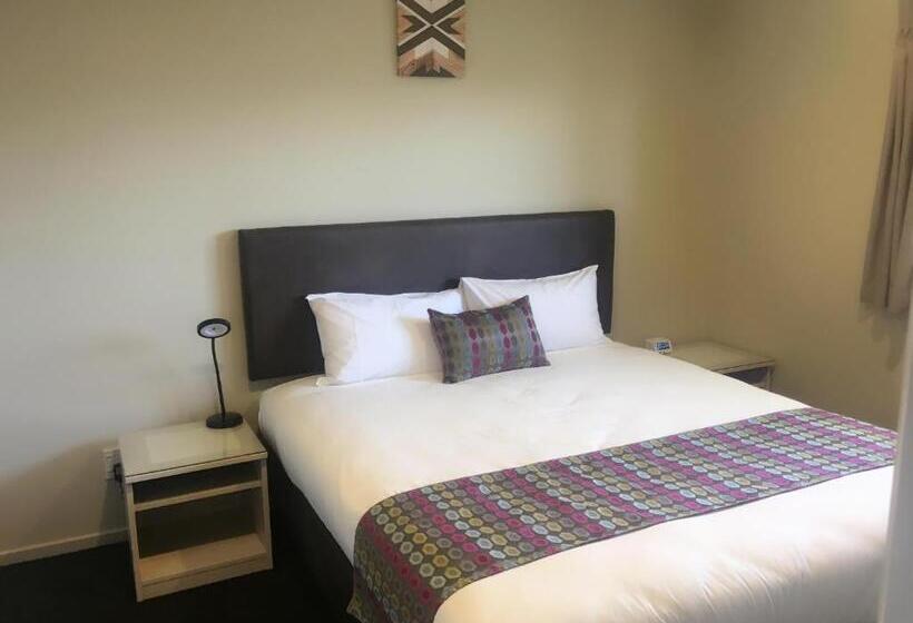 침실 2개 아파트, Ellerslie Palms Motel