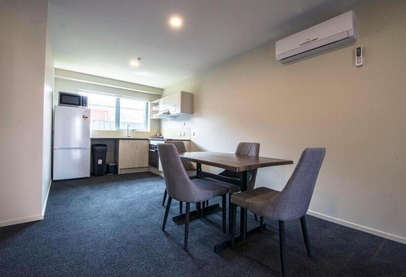 침실 2개 아파트, Ellerslie Palms Motel