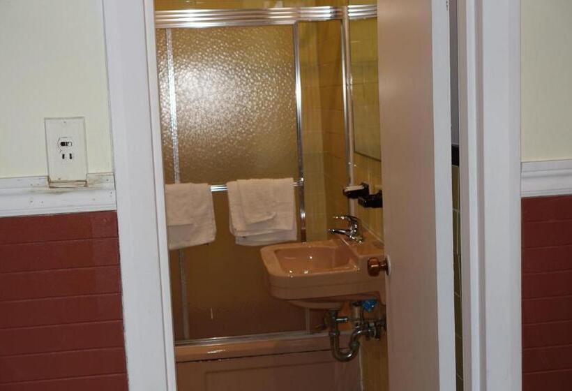 标准间, Motel Pierre