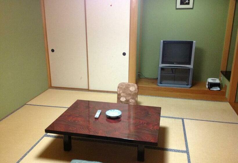 اتاق استاندارد با سرویس بهداشتی مشترک, Nakayasu Ryokan
