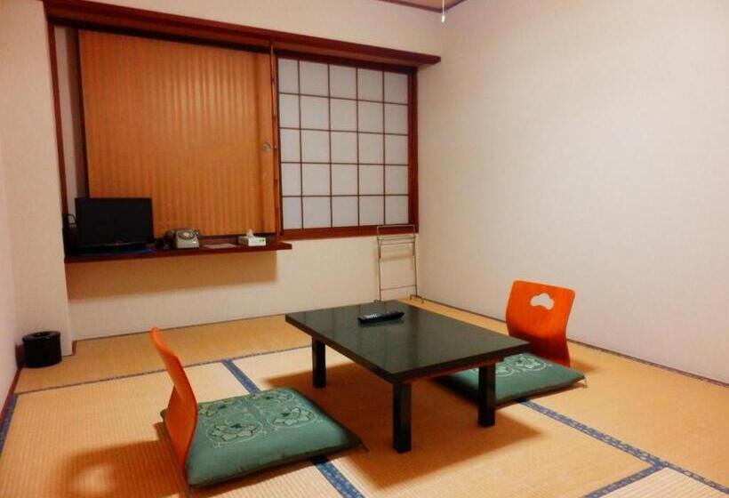 Номер Стандарт, Nakayasu Ryokan