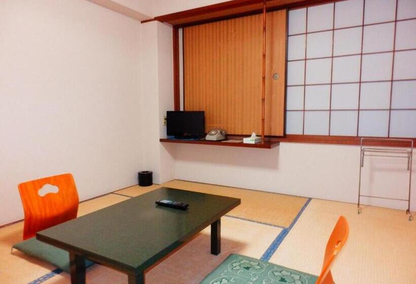 Номер Стандарт, Nakayasu Ryokan