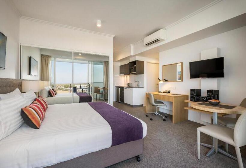 سوئیت مدیریتی 2 خوابه, Quest Mackay On Gordon