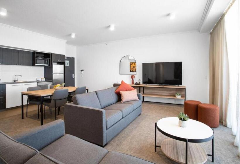 آپارتمان 2 خوابه, Quest Mackay On Gordon