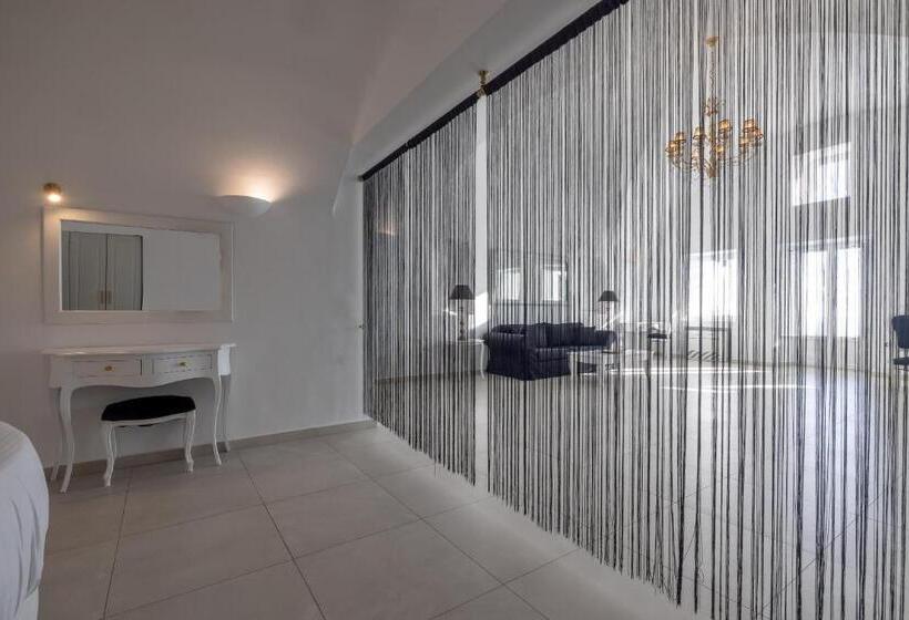 جناح سوبيريور مطل علي البحر, Amber Light Villas