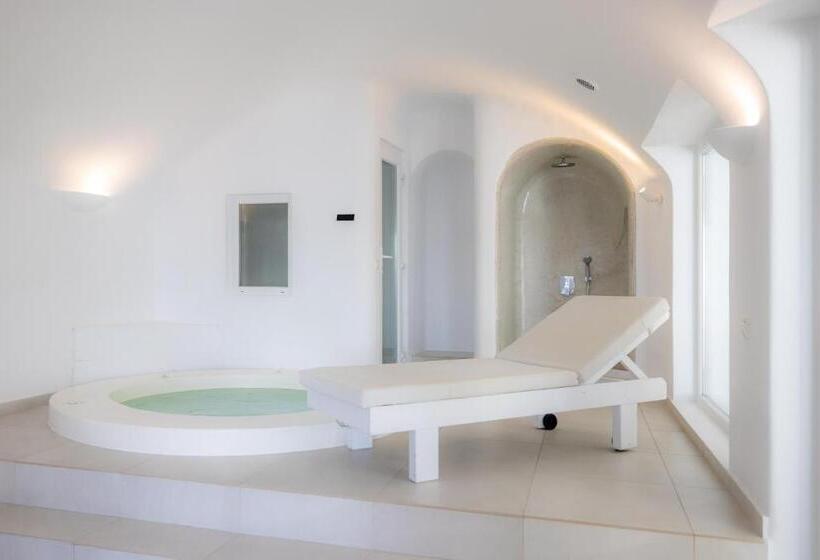 جناح سوبيريور مطل علي البحر, Amber Light Villas