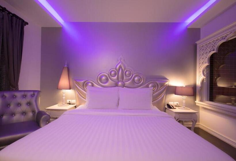 اتاق سوپریور, Chillax Resort