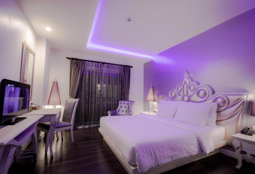 اتاق سوپریور, Chillax Resort