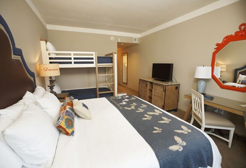 キングサイズベッドのスタンダードルーム, Dollywood's Dreammore Resort And Spa