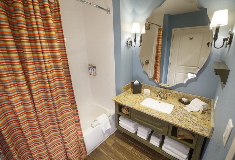 带大床的标准间, Dollywood's Dreammore Resort And Spa