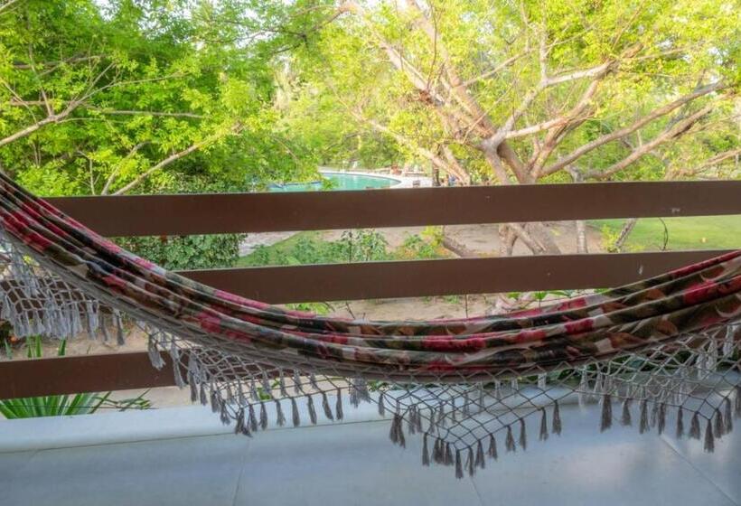 豪华三人间, Angá Beach