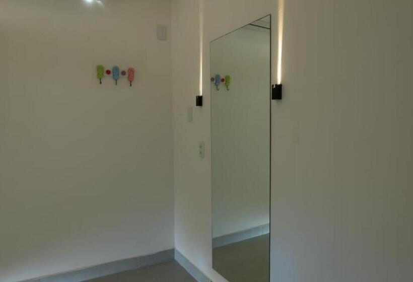 家庭套房, Angá Beach