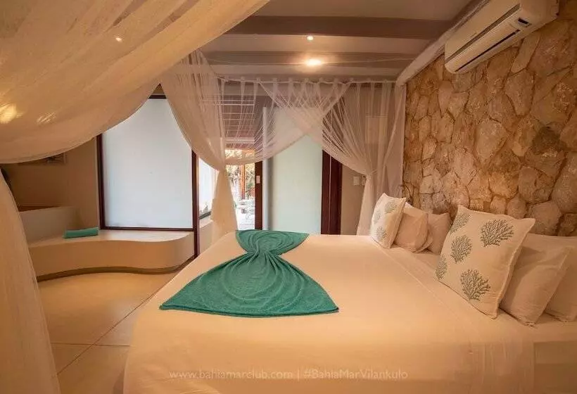 سوییت, Bahia Mar Boutique