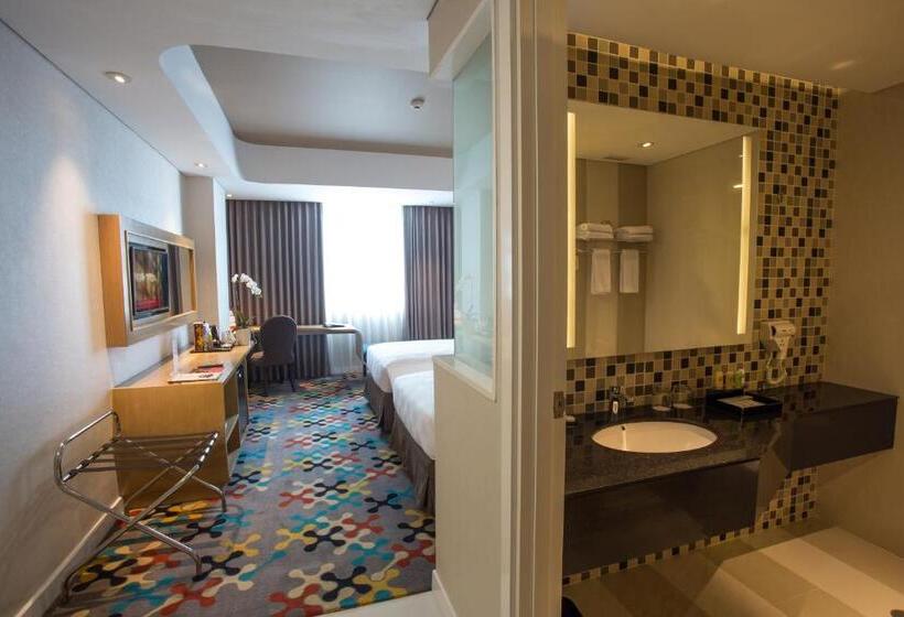 Habitación Deluxe, Ciputra Cibubur Managed By Swiss Belhotel International