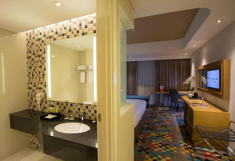 Habitación Premium, Ciputra Cibubur Managed By Swiss Belhotel International