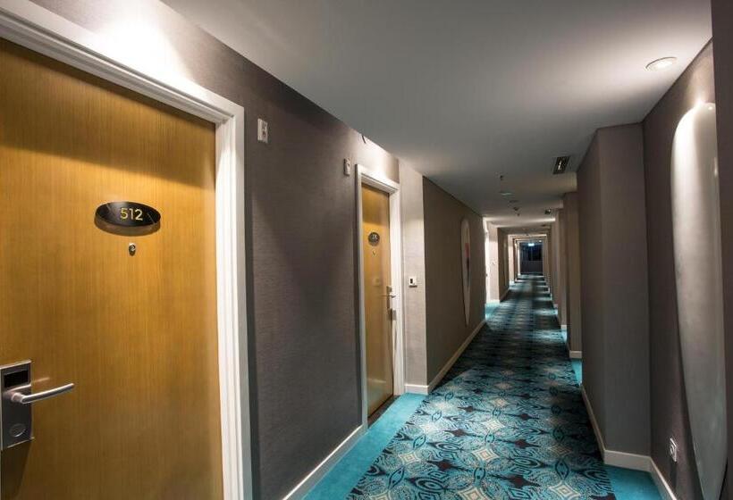 Habitación Premium, Ciputra Cibubur Managed By Swiss Belhotel International