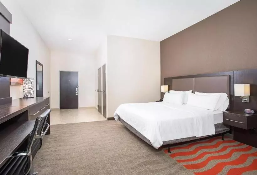 身障者適用キングサイズベッドルーム, Holiday Inn Express Hotel & Suites Glasgow, An Ihg