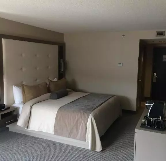 Deluxe Suite King Bed, Jag Boutique