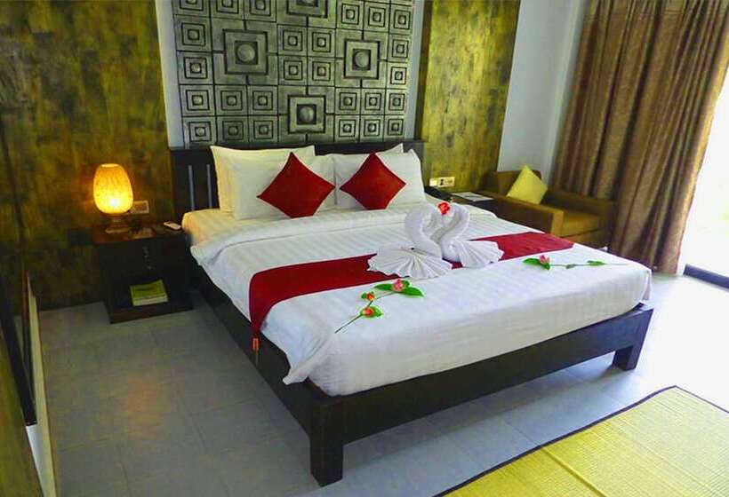 اتاق لوکس با چشم‌انداز استخر, Ladear Angkor Boutique